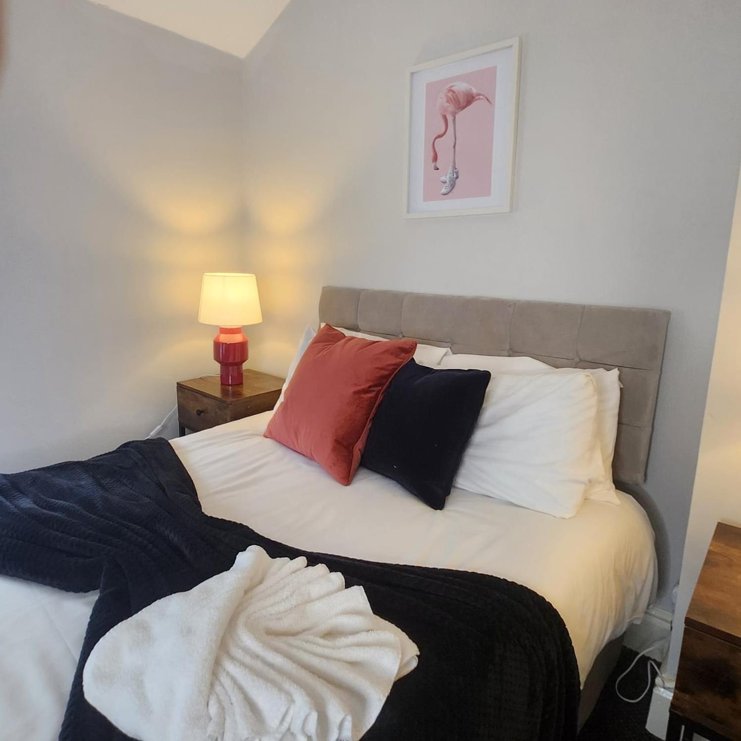 Cottage Style 2 Bedroom Apt In City, Near Utilita Arena & Free Parking Birmingham Exterior photo
